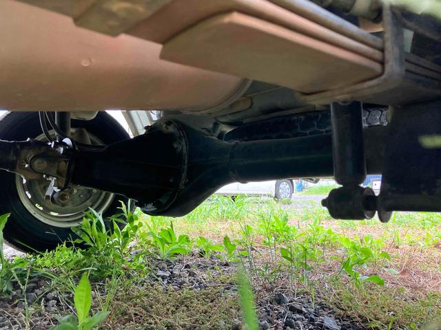 クリッパートラック 　４ＷＤ　軽トラック　ＭＴ　エアコン　運転席エアバッグ（29枚目）
