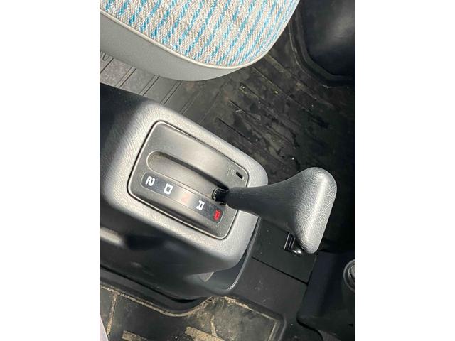 アクティバン  AT 両側スライドドア エアコン パワーステアリング 運転席エアバッグ 助手席エアバッグ(6枚目)