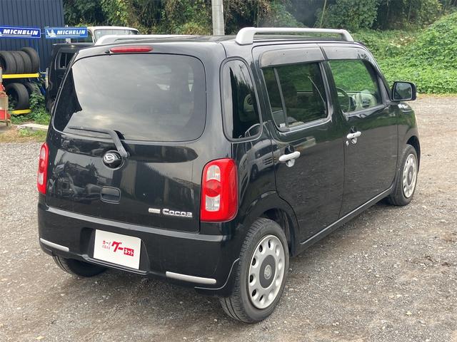 ミラココア ココアプラスＧ　バックカメラ　スマートキー　電動格納ミラー　ベンチシート　ＣＶＴ　盗難防止システム　ＡＢＳ　ＣＤ　ルーフレール　衝突安全ボディ　エアコン　パワーステアリング　パワーウィンドウ　運転席エアバッグ（16枚目）