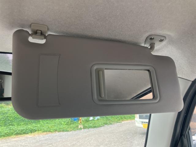 ミラココア ココアプラスＧ　バックカメラ　スマートキー　電動格納ミラー　ベンチシート　ＣＶＴ　盗難防止システム　ＡＢＳ　ＣＤ　ルーフレール　衝突安全ボディ　エアコン　パワーステアリング　パワーウィンドウ　運転席エアバッグ（47枚目）