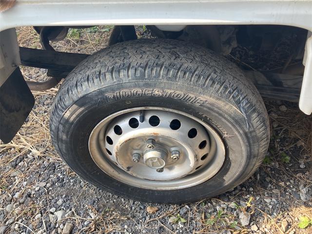 アクティトラック 4WD 軽トラック MT エアコン パワーステアリング パワーウィンドウ 運転席エアバッグ 集中ドアロック(17枚目)