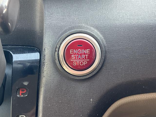 N-ONE G スマートキー アイドリングストップ 電動格納ミラー ベンチシート CVT ABS ESC アルミホイール 衝突安全ボディ エアコン パワーステアリング パワーウィンドウ 運転席エアバッグ(7枚目)