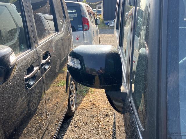 N-BOXカスタム G・ターボパッケージ ETC 両側電動スライドドア オートクルーズコントロール オートライト HID スマートキー アイドリングストップ 電動格納ミラー ベンチシート CVT 盗難防止システム ABS ESC(24枚目)