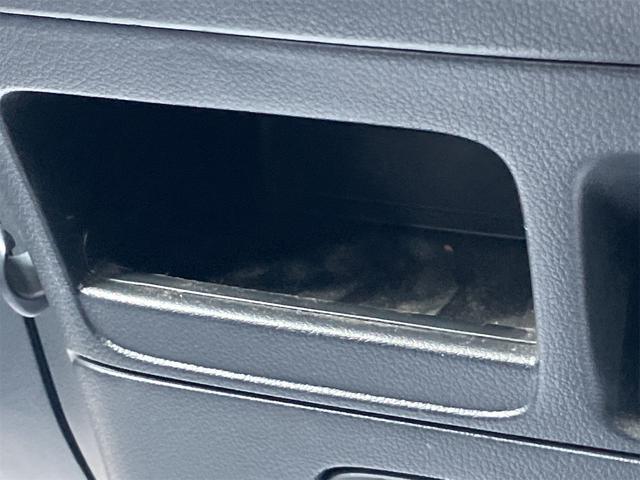 N-BOXカスタム G・ターボパッケージ ETC 両側電動スライドドア オートクルーズコントロール オートライト HID スマートキー アイドリングストップ 電動格納ミラー ベンチシート CVT 盗難防止システム ABS ESC(39枚目)