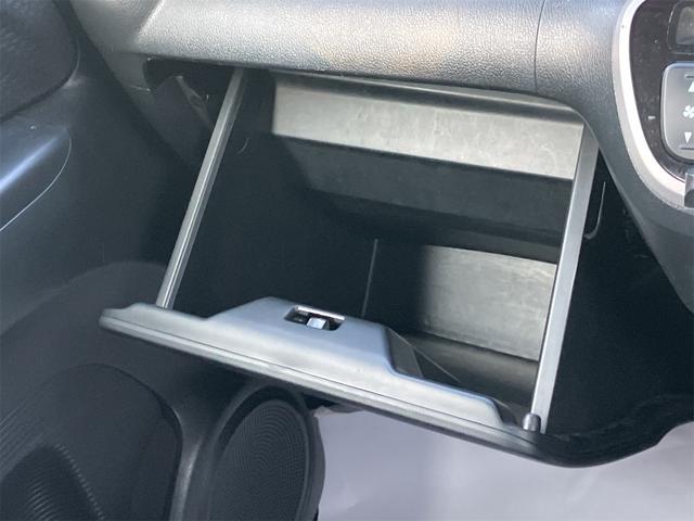 N-BOXカスタム G・ターボパッケージ ETC 両側電動スライドドア オートクルーズコントロール オートライト HID スマートキー アイドリングストップ 電動格納ミラー ベンチシート CVT 盗難防止システム ABS ESC(43枚目)