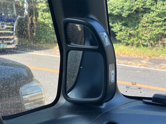 N-BOXカスタム G・ターボパッケージ ETC 両側電動スライドドア オートクルーズコントロール オートライト HID スマートキー アイドリングストップ 電動格納ミラー ベンチシート CVT 盗難防止システム ABS ESC(45枚目)