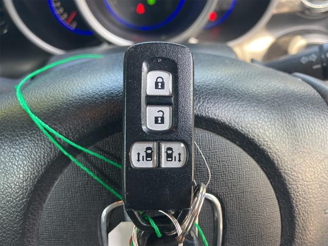 N-BOXカスタム G・ターボパッケージ ETC 両側電動スライドドア オートクルーズコントロール オートライト HID スマートキー アイドリングストップ 電動格納ミラー ベンチシート CVT 盗難防止システム ABS ESC(55枚目)