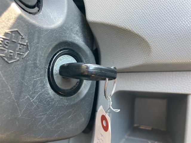 ＡＺワゴン ＸＧ　キーレスエントリー　電動格納ミラー　ベンチシート　ＡＴ　ＡＢＳ　ＣＤ　衝突安全ボディ　エアコン　パワーステアリング　パワーウィンドウ（7枚目）