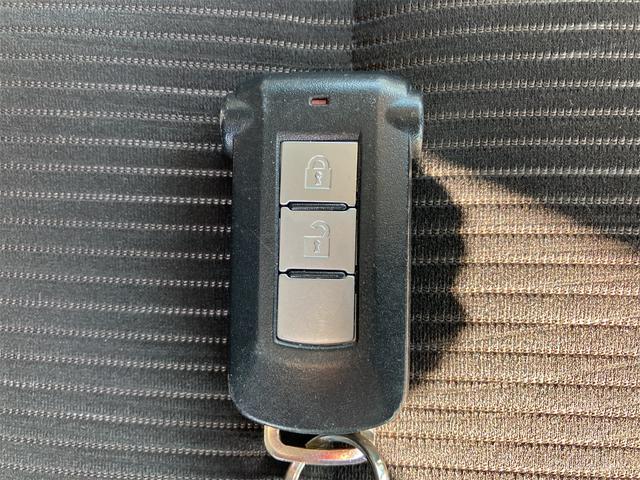 デイズルークス ハイウェイスター X 全周囲カメラ 両側スライド・片側電動 HID スマートキー アイドリングストップ 電動格納ミラー ベンチシート CVT 盗難防止システム ABS ESC アルミホイール 衝突安全ボディ エアコン(8枚目)