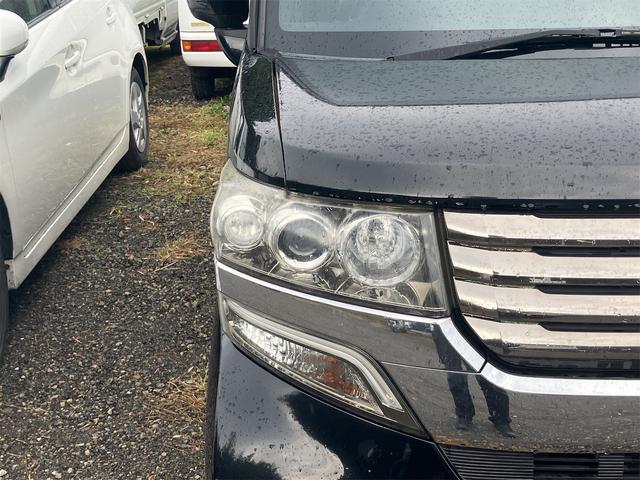 N-BOXカスタム G ETC バックカメラ 両側スライドドア ナビ TV オートライト HID スマートキー アイドリングストップ 電動格納ミラー ベンチシート CVT 盗難防止システム ABS ESC CD DVD再生(14枚目)