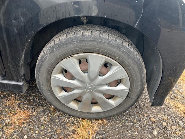 N-BOXカスタム G ETC バックカメラ 両側スライドドア ナビ TV オートライト HID スマートキー アイドリングストップ 電動格納ミラー ベンチシート CVT 盗難防止システム ABS ESC CD DVD再生(20枚目)