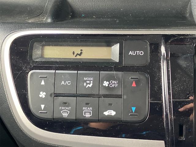 N-BOXカスタム G ETC バックカメラ 両側スライドドア ナビ TV オートライト HID スマートキー アイドリングストップ 電動格納ミラー ベンチシート CVT 盗難防止システム ABS ESC CD DVD再生(21枚目)