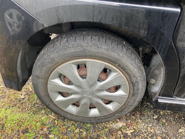 N-BOXカスタム G ETC バックカメラ 両側スライドドア ナビ TV オートライト HID スマートキー アイドリングストップ 電動格納ミラー ベンチシート CVT 盗難防止システム ABS ESC CD DVD再生(29枚目)