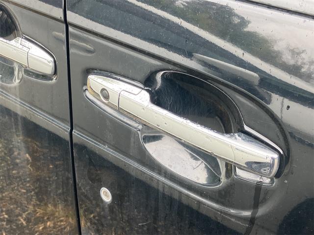 N-BOXカスタム G ETC バックカメラ 両側スライドドア ナビ TV オートライト HID スマートキー アイドリングストップ 電動格納ミラー ベンチシート CVT 盗難防止システム ABS ESC CD DVD再生(34枚目)