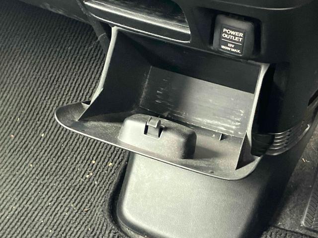 N-BOXカスタム G ETC バックカメラ 両側スライドドア ナビ TV オートライト HID スマートキー アイドリングストップ 電動格納ミラー ベンチシート CVT 盗難防止システム ABS ESC CD DVD再生(42枚目)