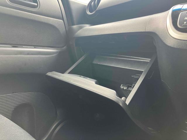 N-BOXカスタム G ETC バックカメラ 両側スライドドア ナビ TV オートライト HID スマートキー アイドリングストップ 電動格納ミラー ベンチシート CVT 盗難防止システム ABS ESC CD DVD再生(43枚目)