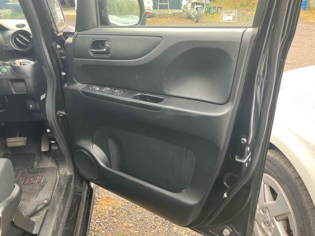 N-BOXカスタム G ETC バックカメラ 両側スライドドア ナビ TV オートライト HID スマートキー アイドリングストップ 電動格納ミラー ベンチシート CVT 盗難防止システム ABS ESC CD DVD再生(55枚目)