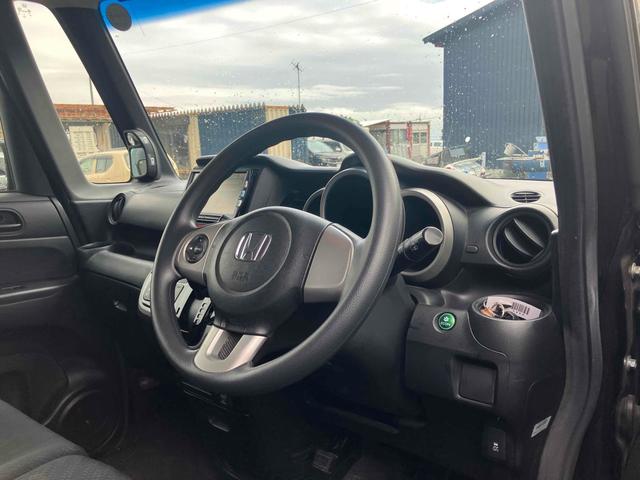 N-BOXカスタム G ETC バックカメラ 両側スライドドア ナビ TV オートライト HID スマートキー アイドリングストップ 電動格納ミラー ベンチシート CVT 盗難防止システム ABS ESC CD DVD再生(56枚目)