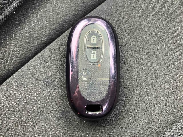 �X�}�[�g�L�[�V�X�e�����v�b�V���G���W���X�^�[�g�V�X�e���A�G���W���n���E��~�������^�b�`�ōs���A�L�[�̃��b�N�܂Ńh�A�m�u�ɐG��鎖�Ń����^�b�`����ōs�����Ƃ��o���܂���