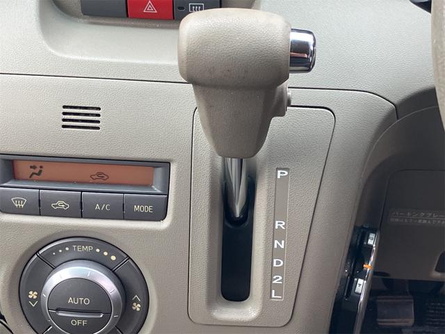 ���i�����ގ��ɕK�����삷�郌�o�[�ł��B����̂��₷�����̂ɂȂ��Ă��܂��B���Ј�x�̊����Ă��������B