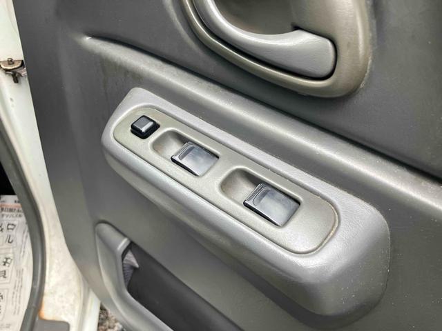 ジムニー その他　マッドタイヤ　社外アルミ　ターボタイマー　４ＷＤ　　キーレスエントリー　ＡＴ　ＣＤ　ＡＢＳ　エアコン（12枚目）