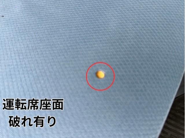キャンター ターボ　パッカー車　塵芥車　５．１立米　極東製　巻き込み式　排出ダンプ式　ＡＴ車　２ペダル　３．０５ｔ積　バックカメラ　電格ミラー　全面塗装済　車内清掃済　車体サイズ長５５７／幅１９０／高２６２（ｃｍ）（45枚目）