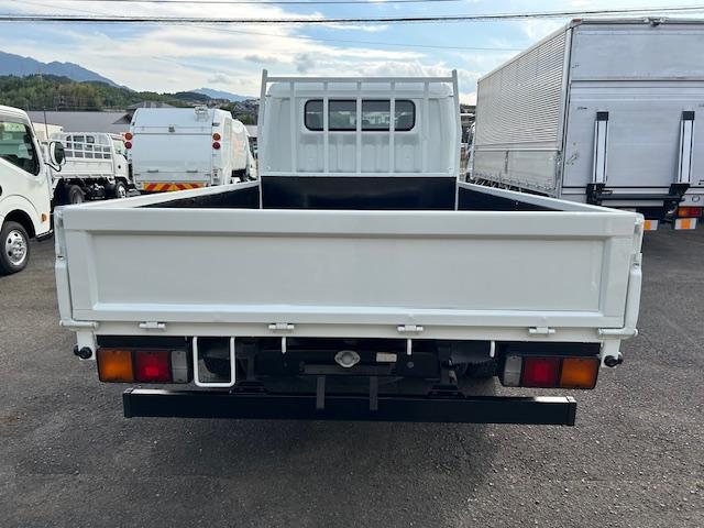 キャンター Ｗキャブロング　ワイドロング　全面塗装済　７人乗り　積載２ｔ　ＭＴ５速　ワンオーナー車　記録簿付　リアヒーター　荷台寸法　長３３５ｃｍ幅１９０ｃｍ高３８ｃｍ　高床（6枚目）