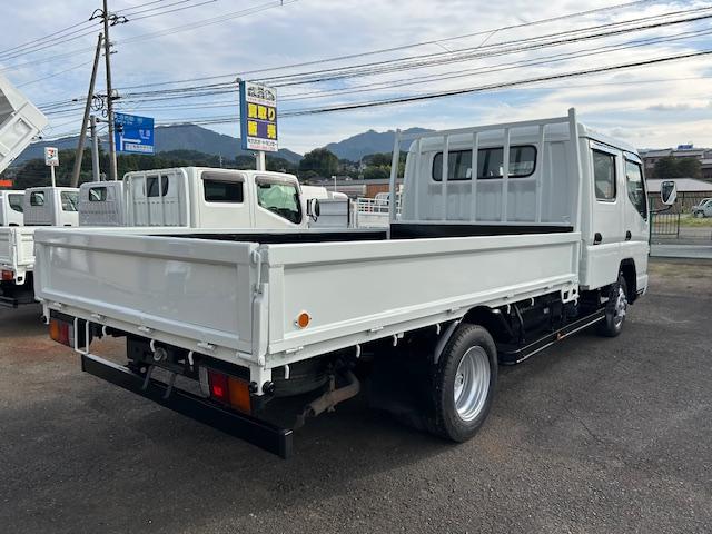 キャンター Ｗキャブロング　ワイドロング　全面塗装済　７人乗り　積載２ｔ　ＭＴ５速　ワンオーナー車　記録簿付　リアヒーター　荷台寸法　長３３５ｃｍ幅１９０ｃｍ高３８ｃｍ　高床（7枚目）