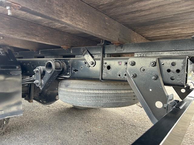 キャンター Ｗキャブロング　ワイドロング　全面塗装済　７人乗り　積載２ｔ　ＭＴ５速　ワンオーナー車　記録簿付　リアヒーター　荷台寸法　長３３５ｃｍ幅１９０ｃｍ高３８ｃｍ　高床（53枚目）