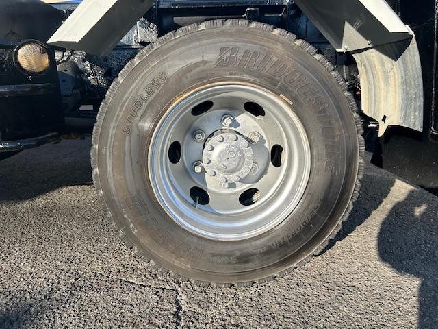 ヒノレンジャー 　脱着装置コンテナ車　極東開発フックロール　ラジコン付　積載量３７５０ｋｇ　脱着式　コンテナ　ベット付　６速ＭＴ　車検Ｒ８年１１月　内寸　長３４９／幅１９５／高１１６（ｃｍ）（39枚目）