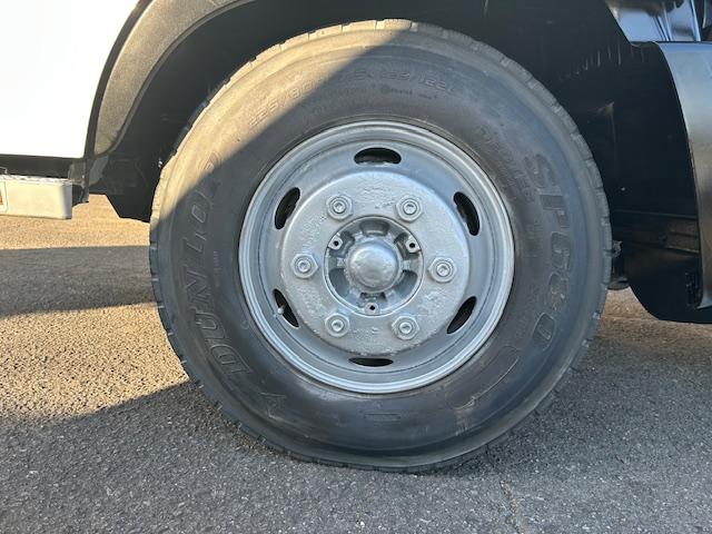 ヒノレンジャー 　脱着装置コンテナ車　極東開発フックロール　ラジコン付　積載量３７５０ｋｇ　脱着式　コンテナ　ベット付　６速ＭＴ　車検Ｒ８年１１月　内寸　長３４９／幅１９５／高１１６（ｃｍ）（40枚目）