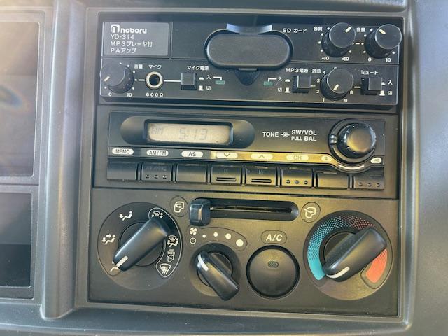 エルフトラック 　モリタ製　２ｔ積　５．０立米　巻き込み式　排出ダンプ式　パッカー車　積み込み連続スイッチ　汚水タンク　ＭＴ６速　電格ミラー　２．９９Ｌ　ディーゼルターボ　全面塗装済　走行２１．１万キロ（67枚目）