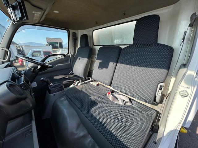 デュトロ 　ワイドロング　低温設定　冷蔵冷凍車　－１９℃確認済　３ｔ積　６速ＡＴ　サイドドア　バックカメラ　ラッシングレール２段　４．００Ｌディーゼルターボ　　内寸　長４８１／幅２０７／高３０８（ｃｍ）（49枚目）