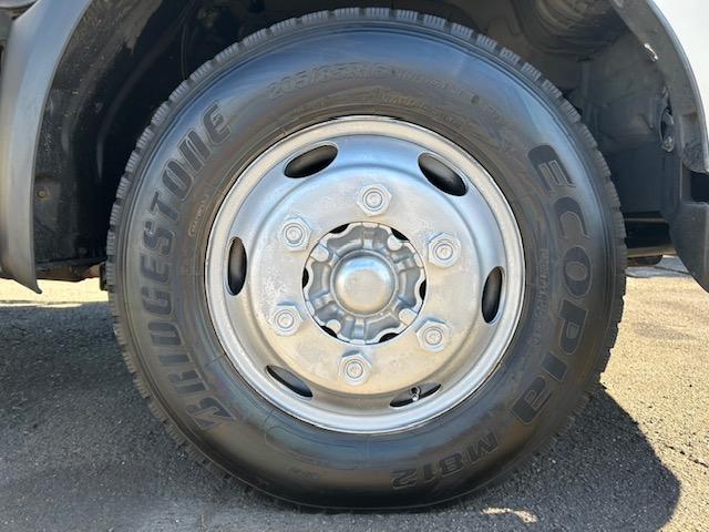 デュトロ 　ワイドロング　低温設定　冷蔵冷凍車　－１９℃確認済　３ｔ積　６速ＡＴ　サイドドア　バックカメラ　ラッシングレール２段　４．００Ｌディーゼルターボ　　内寸　長４８１／幅２０７／高３０８（ｃｍ）（61枚目）