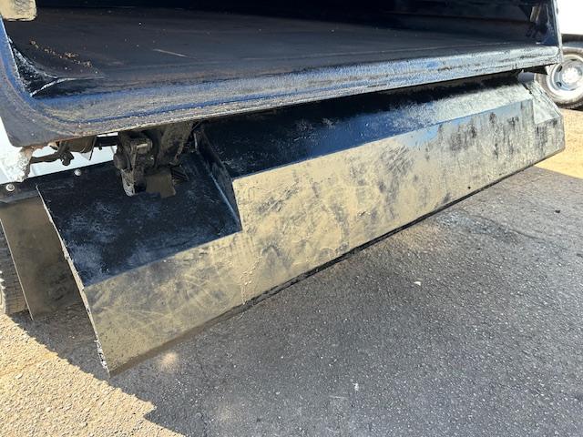 キャンター 　ワイド　プレスパッカー　６．８立米　新明和　排出押し出し式　２．９ｔ積　汚水タンク　連続スイッチ　バックカメラ　全面塗装済　５速ＭＴ（23枚目）