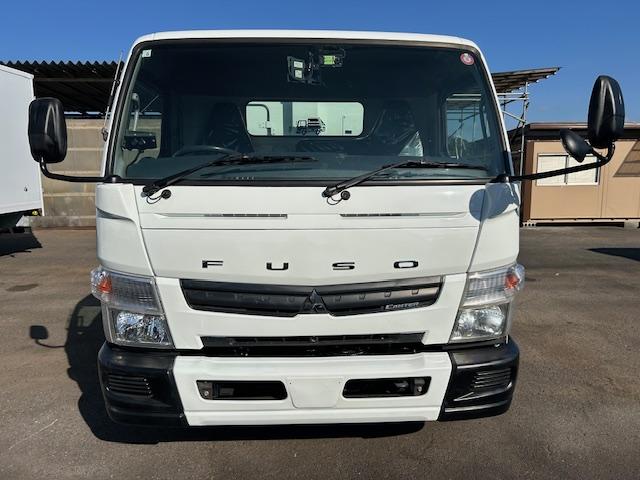 キャンター 　ワイド　プレスパッカー　６．８立米　新明和　排出押し出し式　２．９ｔ積　汚水タンク　連続スイッチ　バックカメラ　全面塗装済　５速ＭＴ（24枚目）