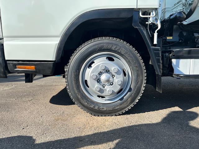 キャンター 　ワイド　プレスパッカー　６．８立米　新明和　排出押し出し式　２．９ｔ積　汚水タンク　連続スイッチ　バックカメラ　全面塗装済　５速ＭＴ（46枚目）