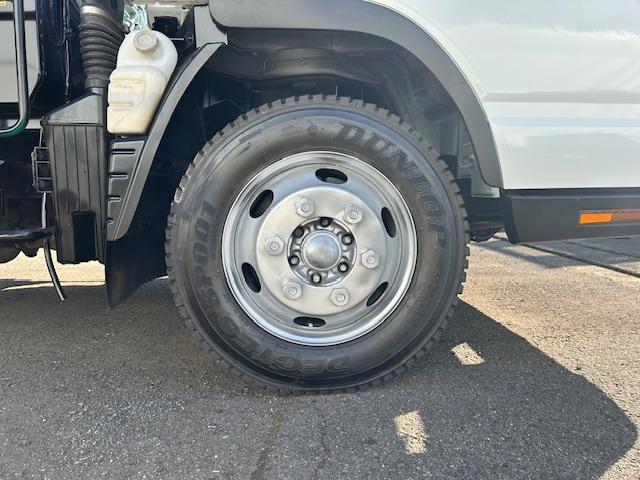 キャンター 　ワイド　プレスパッカー　６．８立米　新明和　排出押し出し式　２．９ｔ積　汚水タンク　連続スイッチ　バックカメラ　全面塗装済　５速ＭＴ（48枚目）