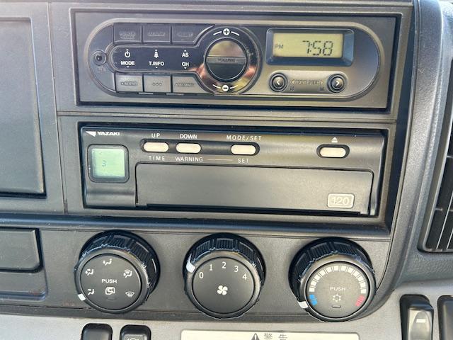 キャンター 　ワイド　プレスパッカー　６．８立米　新明和　排出押し出し式　２．９ｔ積　汚水タンク　連続スイッチ　バックカメラ　全面塗装済　５速ＭＴ（64枚目）