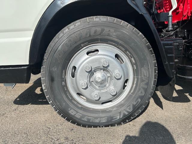 キャンター 超ロング　ワイド超ロング　４段クレーン　２．９ｔ吊　ユニック　フックイン　走行９．２万キロ　３．４ｔ積　６速ＭＴ　車検Ｒ８年６月　全面塗装済（33枚目）