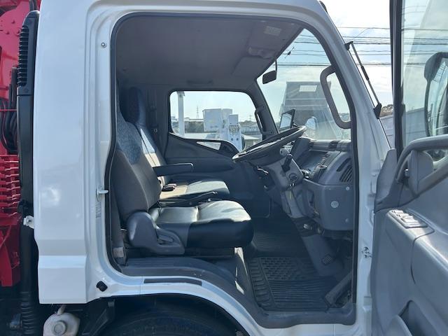 キャンター 超ロング　ワイド超ロング　４段クレーン　２．９ｔ吊　ユニック　フックイン　走行９．２万キロ　３．４ｔ積　６速ＭＴ　車検Ｒ８年６月　全面塗装済（46枚目）