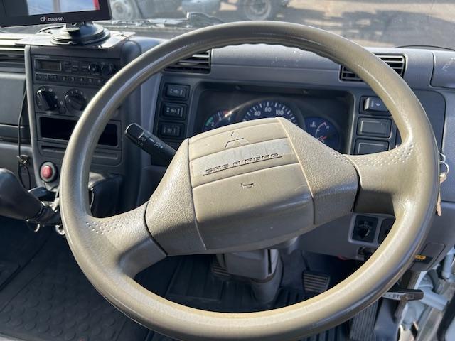 キャンター 超ロング　ワイド超ロング　４段クレーン　２．９ｔ吊　ユニック　フックイン　走行９．２万キロ　３．４ｔ積　６速ＭＴ　車検Ｒ８年６月　全面塗装済（49枚目）