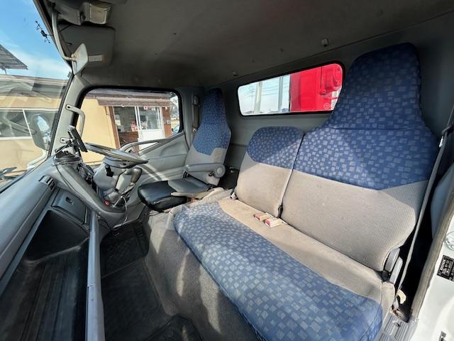 キャンター 超ロング　ワイド超ロング　４段クレーン　２．９ｔ吊　ユニック　フックイン　走行９．２万キロ　３．４ｔ積　６速ＭＴ　車検Ｒ８年６月　全面塗装済（61枚目）