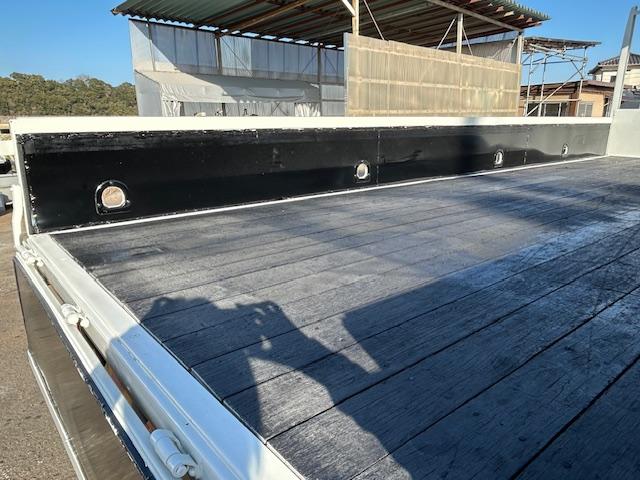 ヒノレンジャー タダノ 4段クレーン 2.9t吊 ラジコン フックイン 走行11.9万キロ 2.7t積 6速MT 全面塗装済 5.12Lディーゼルターボ(34枚目)