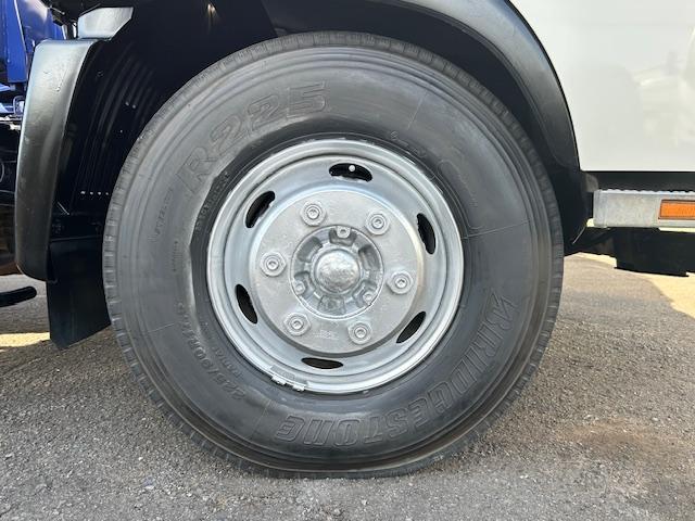 ヒノレンジャー タダノ 4段クレーン 2.9t吊 ラジコン フックイン 走行11.9万キロ 2.7t積 6速MT 全面塗装済 5.12Lディーゼルターボ(38枚目)