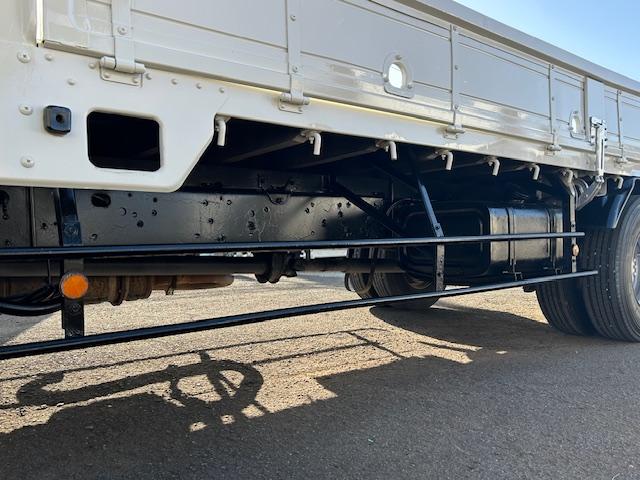 ヒノレンジャー タダノ 4段クレーン 2.9t吊 ラジコン フックイン 走行11.9万キロ 2.7t積 6速MT 全面塗装済 5.12Lディーゼルターボ(42枚目)