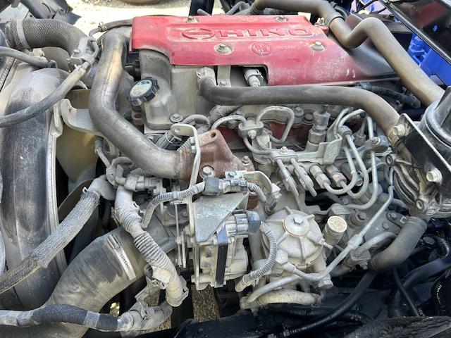 ヒノレンジャー タダノ 4段クレーン 2.9t吊 ラジコン フックイン 走行11.9万キロ 2.7t積 6速MT 全面塗装済 5.12Lディーゼルターボ(50枚目)