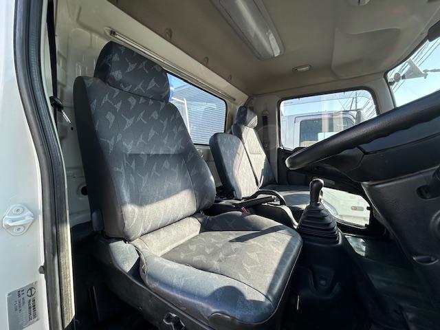 ヒノレンジャー タダノ 4段クレーン 2.9t吊 ラジコン フックイン 走行11.9万キロ 2.7t積 6速MT 全面塗装済 5.12Lディーゼルターボ(55枚目)