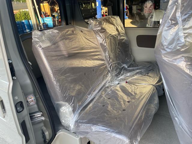 エブリイ ジョイン 4WD・PLUSLINE前後バンパー・PLUSLINEマフラー・リフトアップ・スキットプレート・アルミホイール・スマートキー・LEDヘッドライト(12枚目)