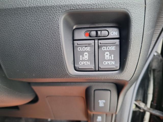 Ｎ－ＢＯＸカスタム Ｇ・ターボＬパッケージ　車検８年１２月　ナビ　テレビ　Ｂｌｕｅｔｏｏｔｈ　バックカメラ　ドラレコ　ターボ　両側電動スライドドア　ハーフレザーシート　純正アルミ　クルーズコントロール　パドルシフト（14枚目）